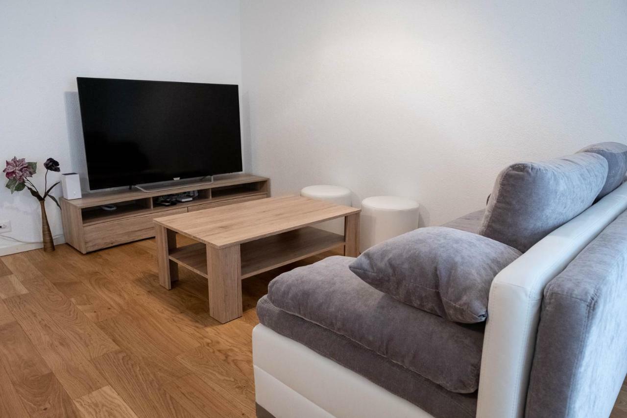 Family Apartment Near The Train Station Vevey Exterior photo